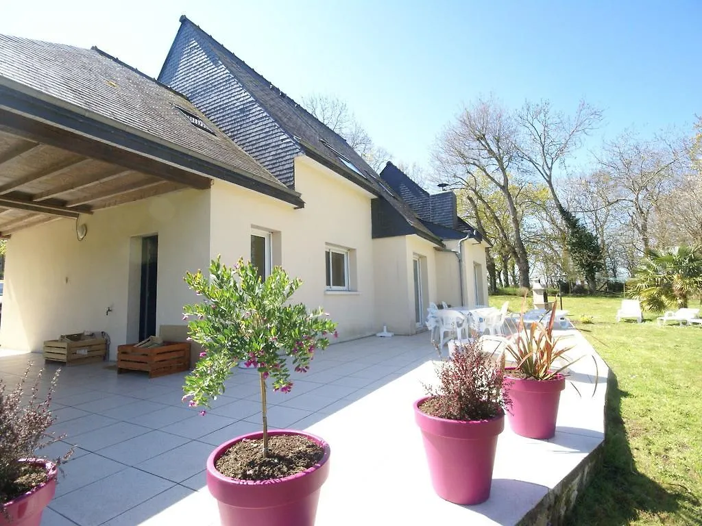 Lively Holiday Home With Enclosed Garden Plurien France