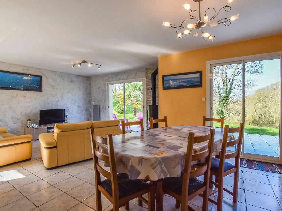 Lively Holiday Home With Enclosed Garden Plurien