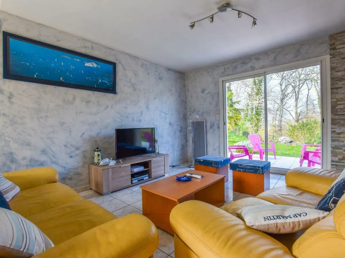 Lively Holiday Home With Enclosed Garden Plurien France